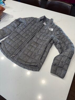 The North Face Gray Quilted Lightweight Jacket